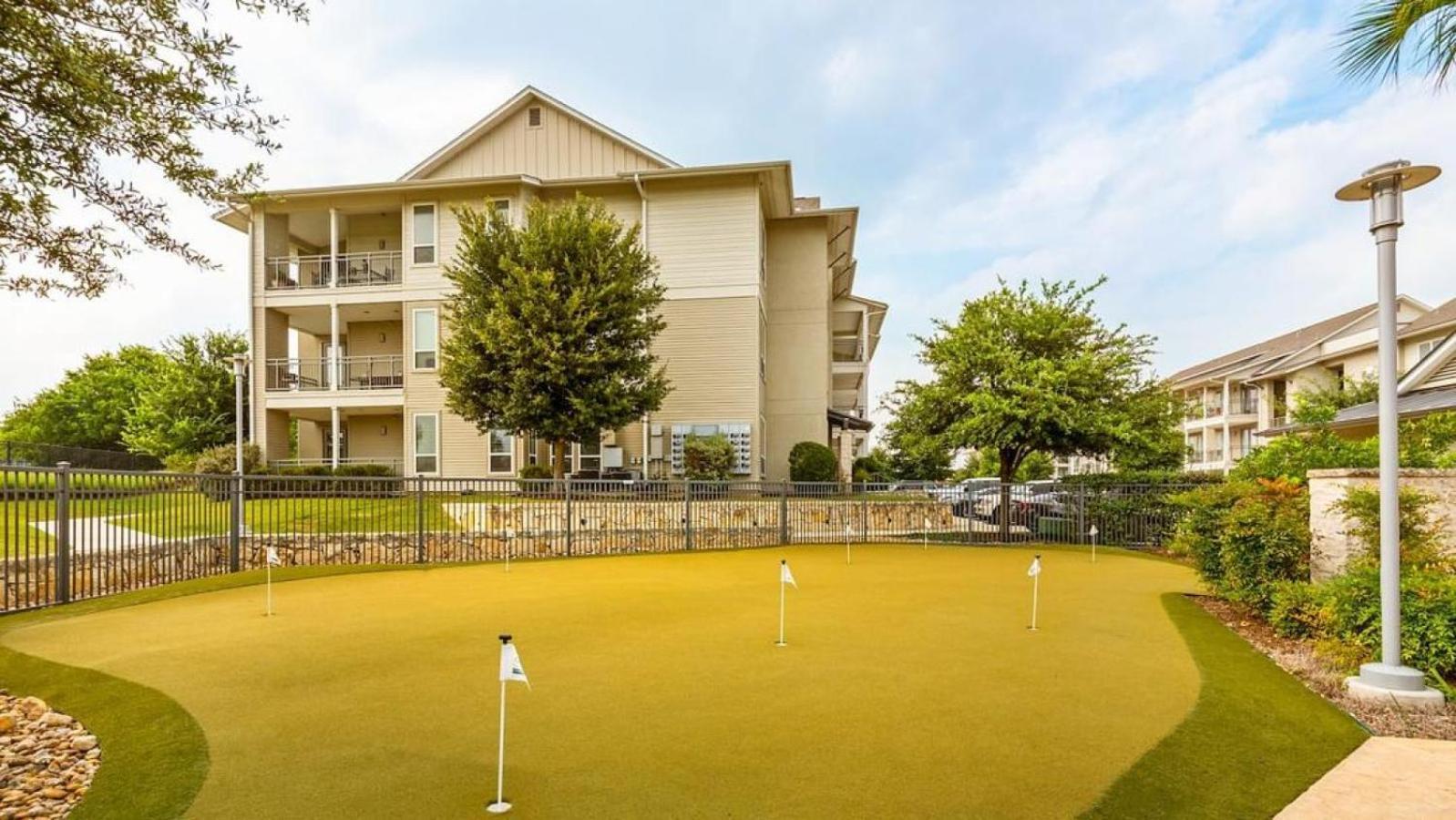Landing At The Green At Plum Creek - 2 Bedrooms In Kyle Extérieur photo